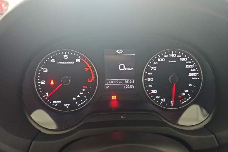 Used Audi A3 2019 Limousine 35 TFSI Fashion Edition China VI Emission Standard Instrument Cluster