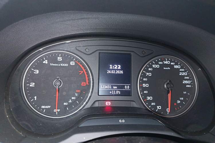 Used Audi A3 2019 Limousine 35 TFSI Ambition China V Instrument Cluster