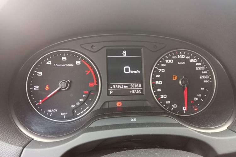 Used Audi A3 2019 Limousine 35 TFSI Fashion Edition China VI Emission Standard Instrument Cluster