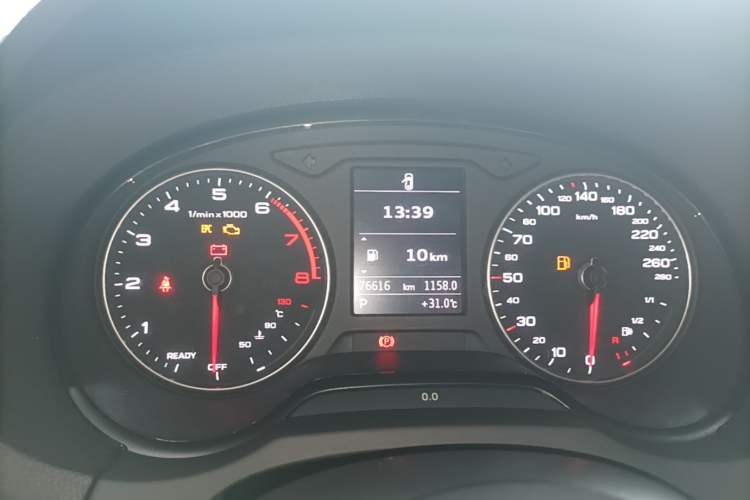 Used Audi A3 2019 Limousine 35 TFSI Fashion Edition China V standard Instrument Cluster