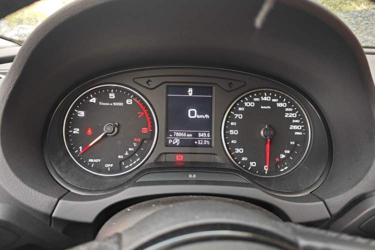 Used Audi A3 2019 Limousine 35 TFSI Sporty Version China VI Instrument Cluster