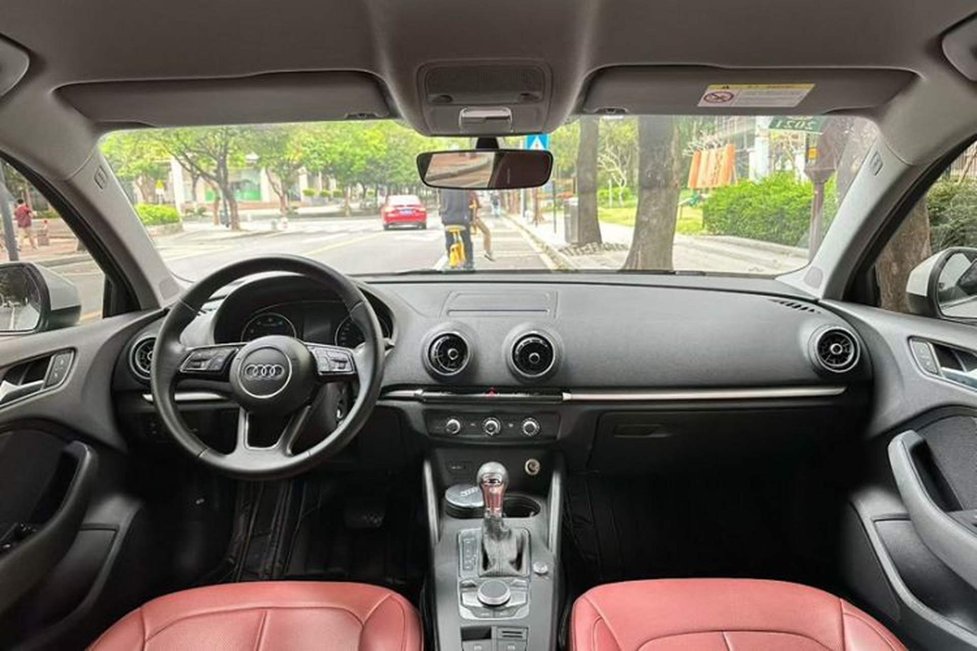 Used Audi A3 2019 Limousine 35 TFSI Ambition China VI Interior 1
