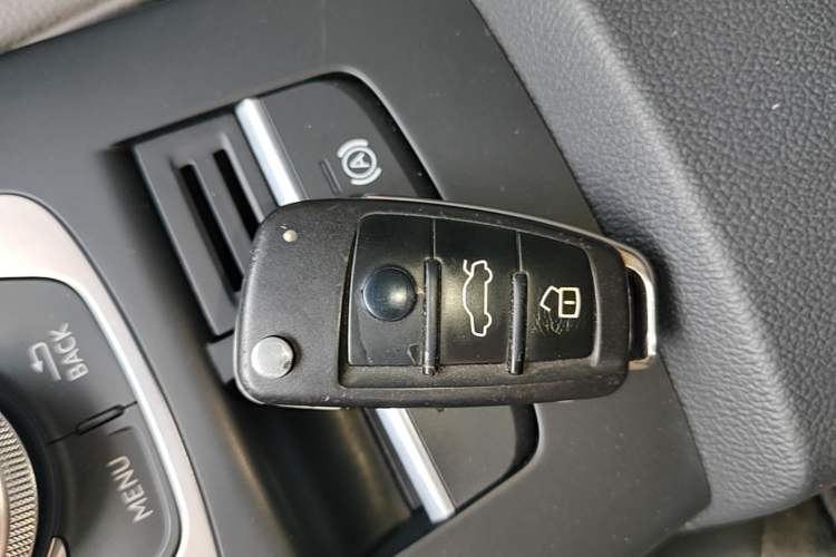 Used Audi A3 2019 Sportback 35 TFSI Fashion Edition China VI Emission Standard Interior 1