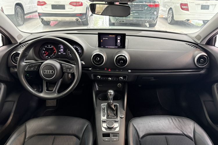 Used Audi A3 2019 Limousine 35 TFSI Fashion Edition China VI Emission Standard Interior 1