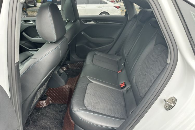 Used Audi A3 2019 Limousine 35 TFSI Fashion Edition China VI Emission Standard Interior 1