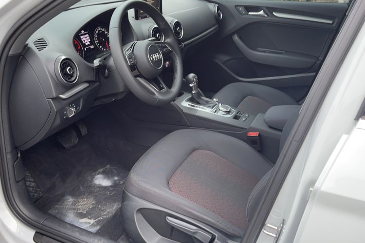 Used Audi A3 2019 Limousine 35 TFSI Ambition China VI Interior 1