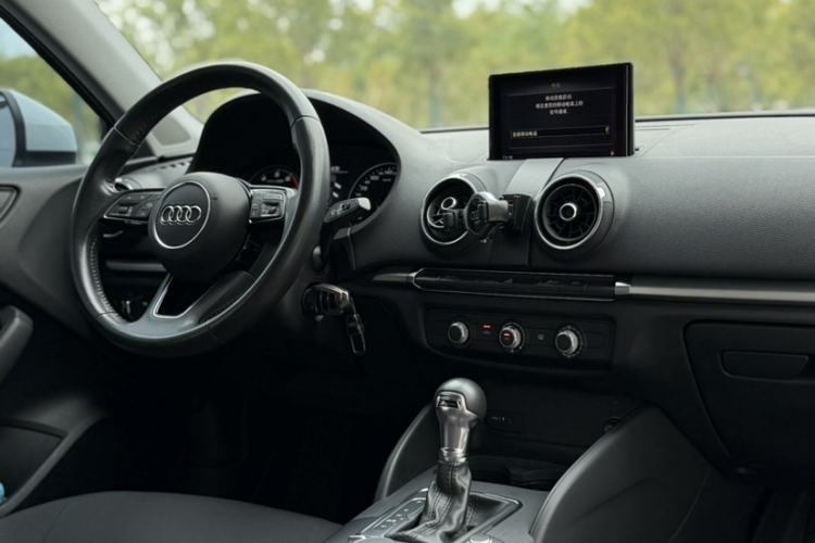 Used Audi A3 2019 Limousine 35 TFSI Ambition China V Interior 11