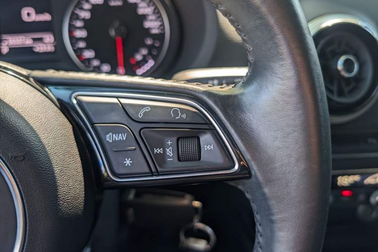 Used Audi A3 2019 Sportback 35 TFSI Style Edition China VI Emission Standard Interior 13