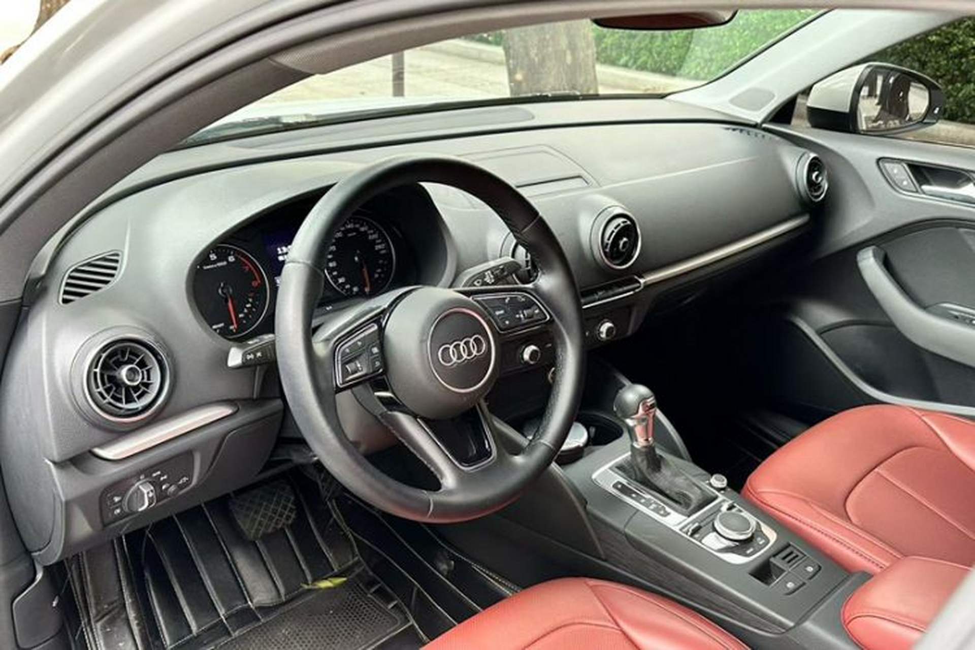 Used Audi A3 2019 Limousine 35 TFSI Ambition China VI Interior 2