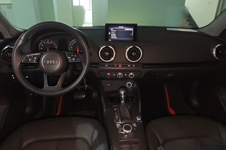 Used Audi A3 2019 Sportback 35 TFSI Fashion Edition China VI Emission Standard Interior 2