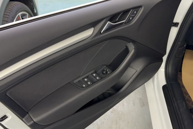 Used Audi A3 2019 Limousine 35 TFSI Ambition China VI Interior 2