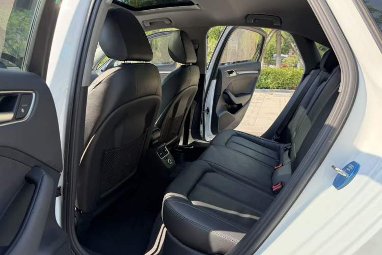 Used Audi A3 2019 Limousine 35 TFSI Style Version China V Emission Standard Interior 3