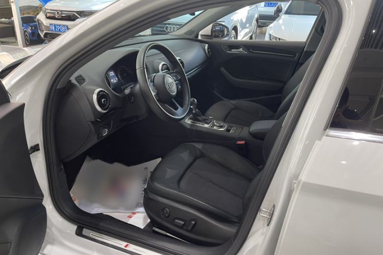 Used Audi A3 2019 Limousine 35 TFSI Fashion Edition China V standard Interior 3