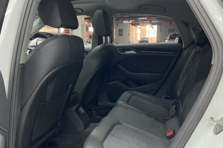 Used Audi A3 2019 Limousine 35 TFSI Fashion Edition China VI Emission Standard Interior 3