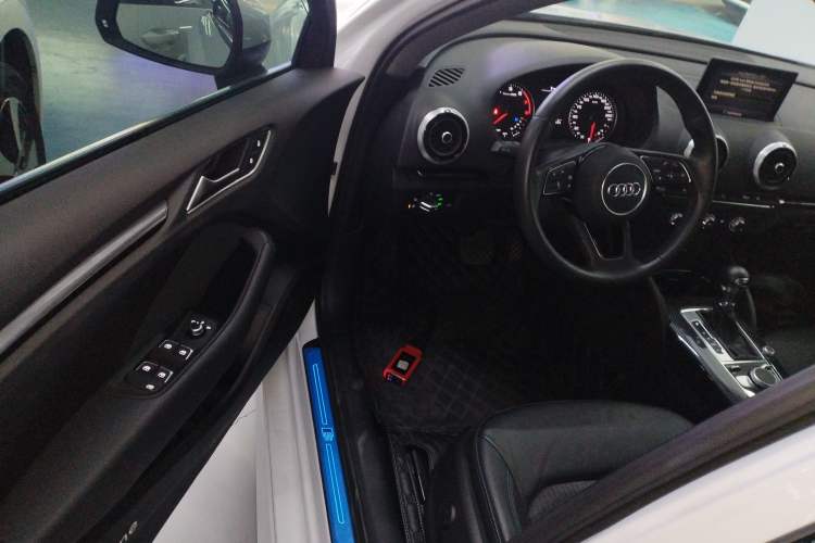 Used Audi A3 2019 Limousine 35 TFSI Fashion Edition China V standard Interior 3