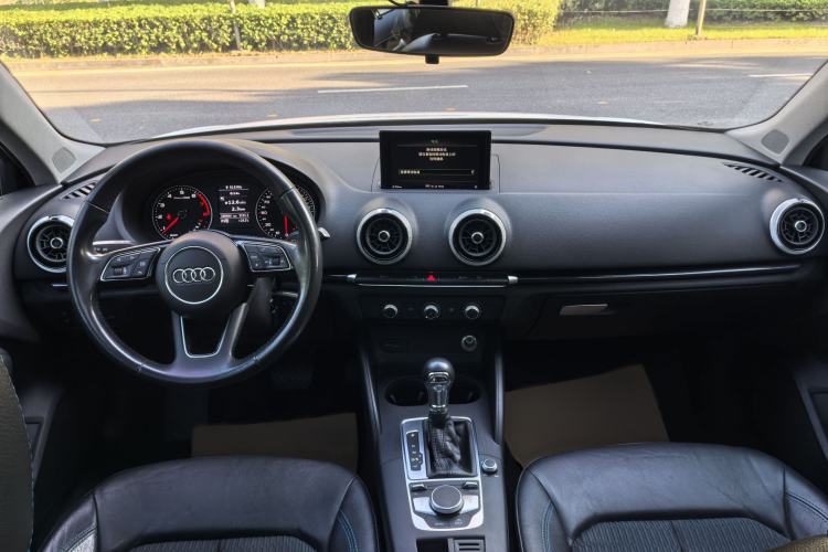 Used Audi A3 2019 Sportback 35 TFSI Fashion Edition China V Interior 3