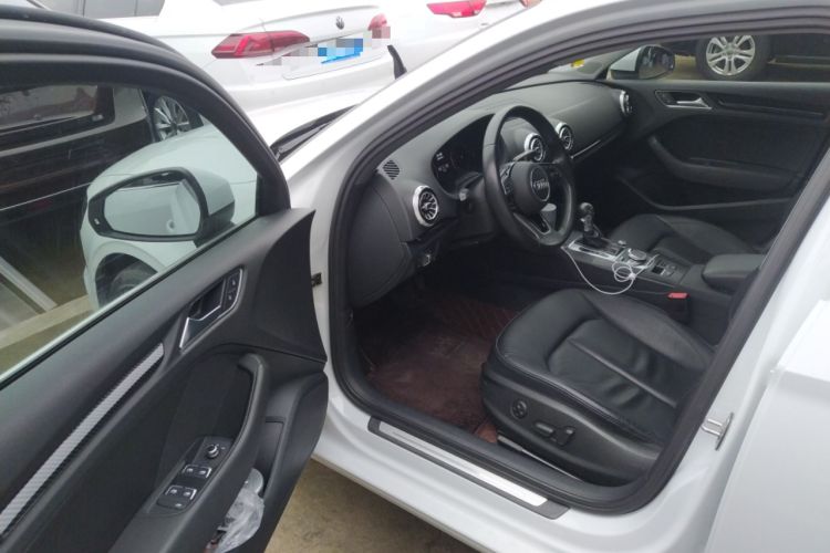 Used Audi A3 2019 Limousine 35 TFSI Style Version China V Emission Standard Interior 3