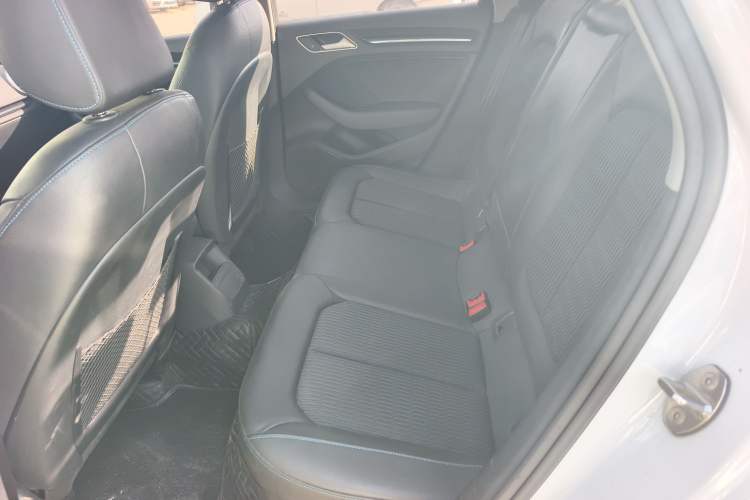 Used Audi A3 2019 Limousine 35 TFSI Fashion Edition China VI Emission Standard Interior 4