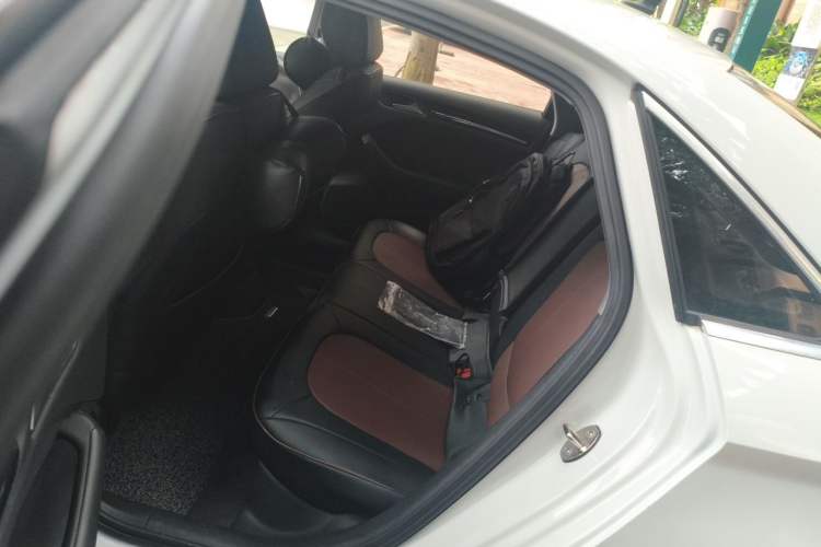 Used Audi A3 2019 Limousine 35 TFSI Fashion Edition China VI Emission Standard Interior 4