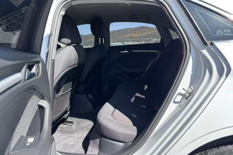 Used Audi A3 2019 Limousine 35 TFSI Ambition China V Interior 4