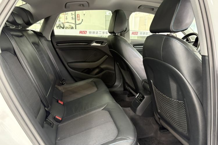 Used Audi A3 2019 Limousine 35 TFSI Fashion Edition China VI Emission Standard Interior 4