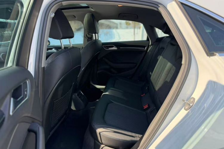 Used Audi A3 2019 Limousine 35 TFSI Fashion Edition China V standard Interior 4