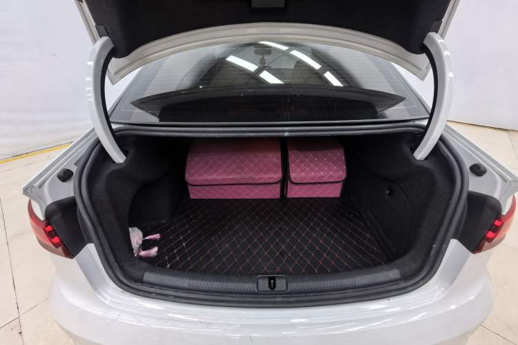 Used Audi A3 2019 Limousine 35 TFSI Fashion Edition China VI Emission Standard Interior 4