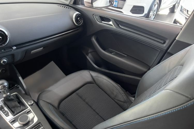 Used Audi A3 2019 Limousine 35 TFSI Fashion Edition China V standard Interior 5