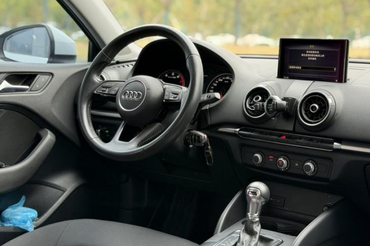 Used Audi A3 2019 Limousine 35 TFSI Ambition China V Interior 5