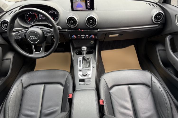Used Audi A3 2019 Limousine 35 TFSI Style Edition China VI Emission Standard Interior 5