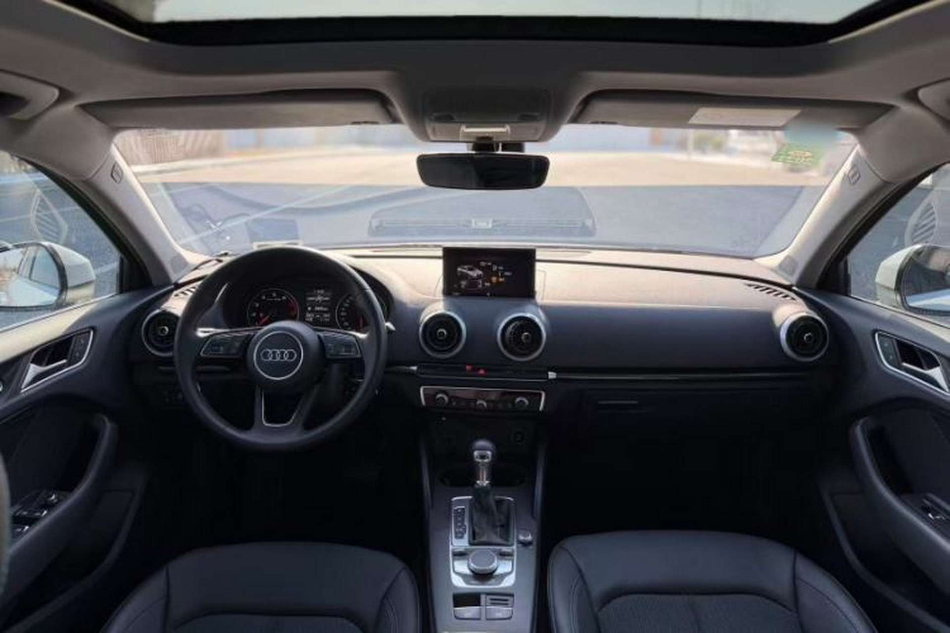 Used Audi A3 2019 Limousine 35 TFSI Fashion Edition China V standard Interior 5