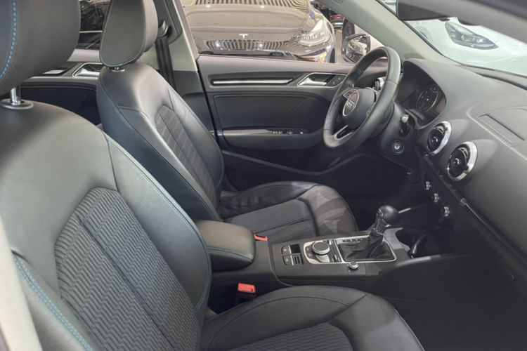 Used Audi A3 2019 Limousine 35 TFSI Fashion Edition China V standard Interior 6