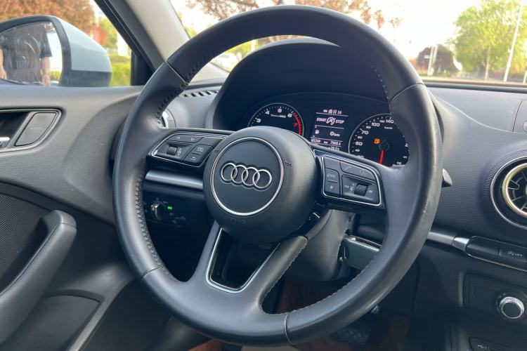 Used Audi A3 2019 Sportback 35 TFSI Ambition China VI Interior 6