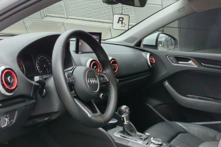 Used Audi A3 2019 Limousine 35 TFSI Fashion Edition China V standard Interior 7