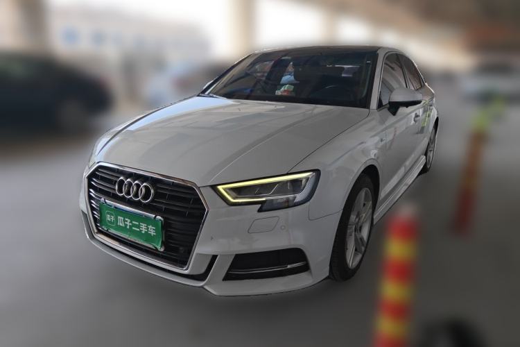 Used Audi A3 2019 Limousine 35 TFSI Fashion Edition China V standard Guazi used car, China used car export, Used car for sale, Used cars, Cheapest cars for sale