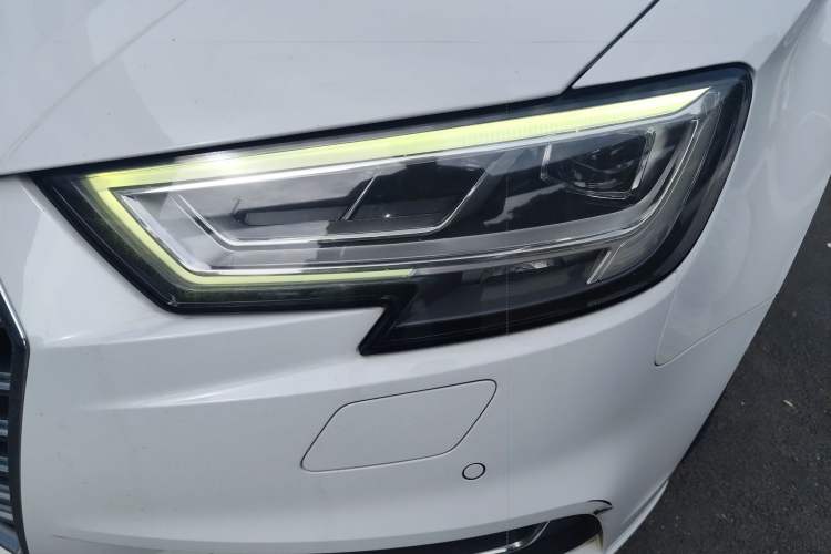Used Audi A3 2019 Limousine 35 TFSI Style Version China V Emission Standard Left Front Headlight