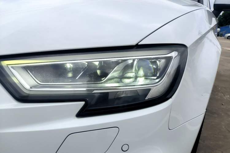 Used Audi A3 2019 Limousine 35 TFSI Sport Edition China V Emission Standard Left Front Headlight
