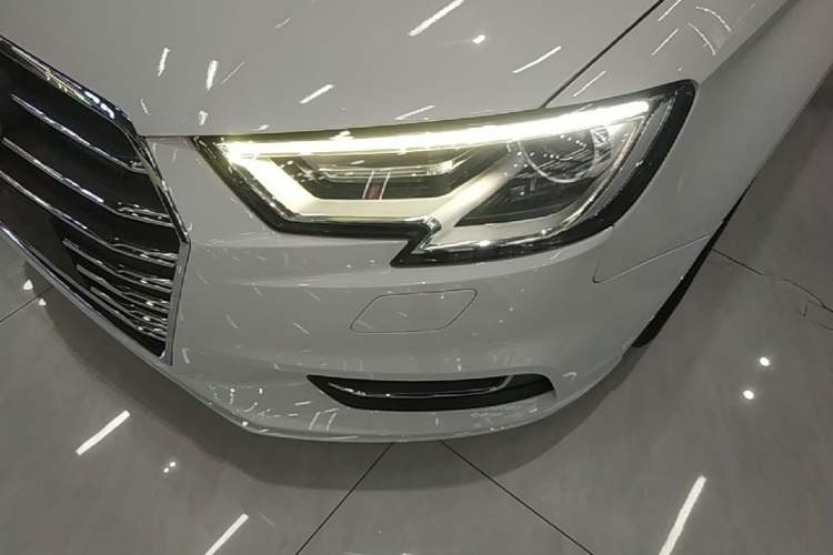 Used Audi A3 2019 Limousine 35 TFSI Ambition China V Left Front Headlight