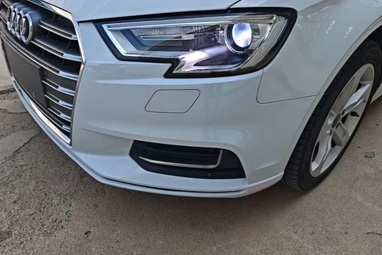 Used Audi A3 2019 Limousine 35 TFSI Ambition China VI Left Front Headlight