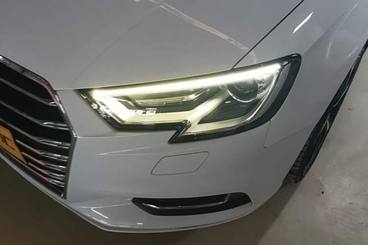 Used Audi A3 2019 Limousine 35 TFSI Ambition China V Left Front Headlight