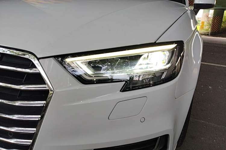 Used Audi A3 2019 Sportback 35 TFSI Style Edition China VI Emission Standard Left Front Headlight