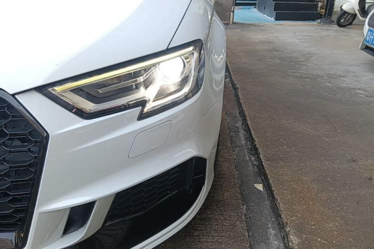 Used Audi A3 2019 Limousine 35 TFSI Ambition China V Left Front Headlight