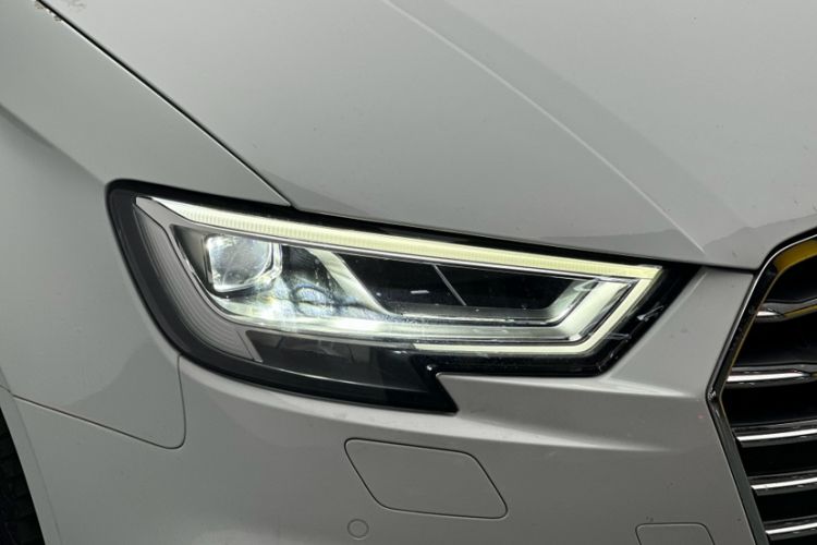 Used Audi A3 2019 Limousine 35 TFSI Style Version China V Emission Standard Left Front Headlight