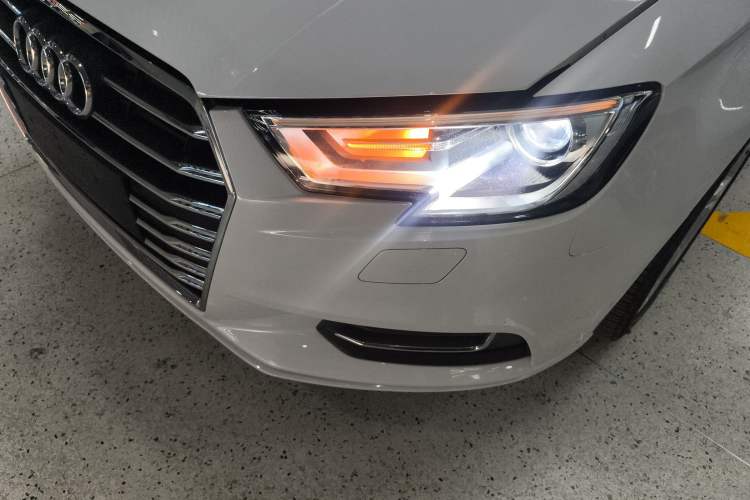 Used Audi A3 2019 Limousine 35 TFSI Ambition China V Left Front Headlight