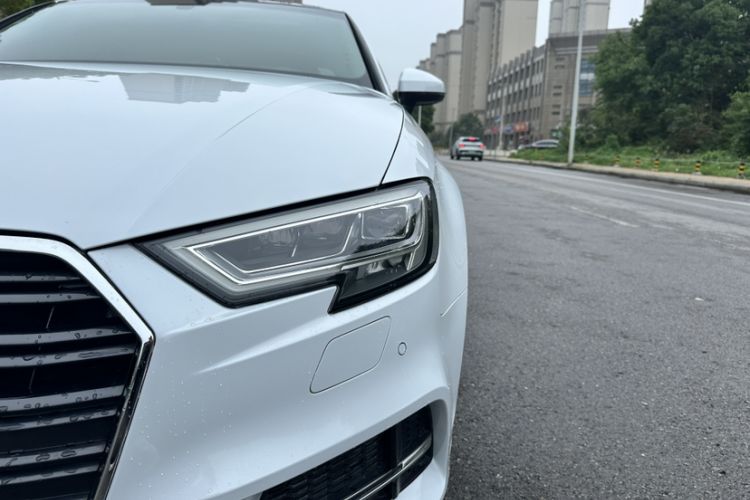 Used Audi A3 2019 Limousine 35 TFSI Fashion Edition China VI Emission Standard Left Front Headlight