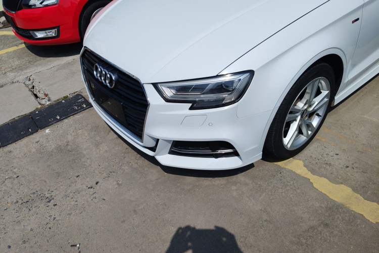 Used Audi A3 2019 Limousine 35 TFSI Fashion Edition China V standard Left Front Headlight