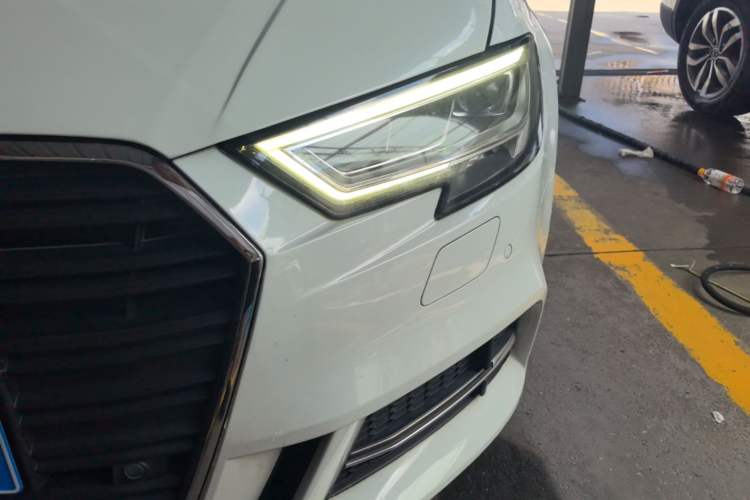 Used Audi A3 2019 Limousine 35 TFSI Fashion Edition China VI Emission Standard Left Front Headlight