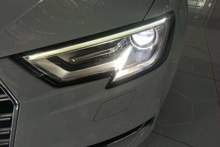 Used Audi A3 2019 Sportback 35 TFSI Ambition China VI Left Front Headlight
