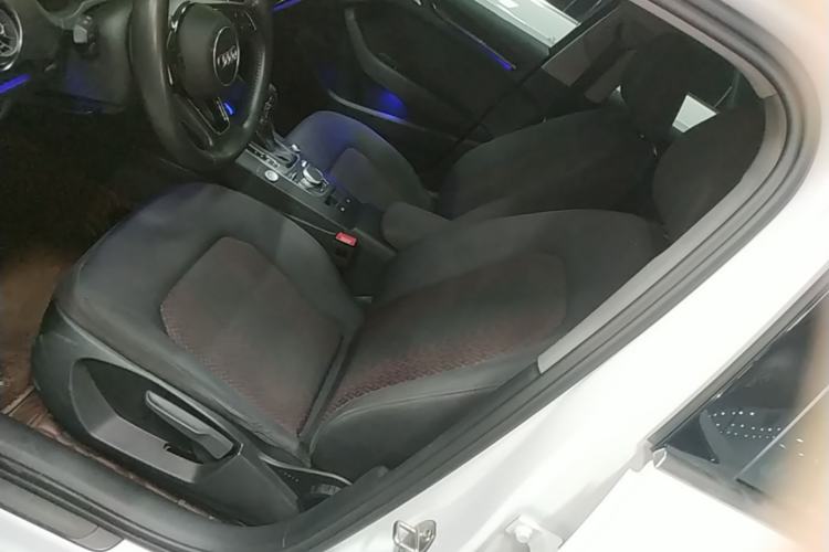 Used Audi A3 2019 Limousine 35 TFSI Ambition China VI Left Front Seat