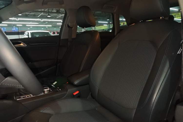 Used Audi A3 2019 Sportback 35 TFSI Fashion Edition China VI Emission Standard Left Front Seat